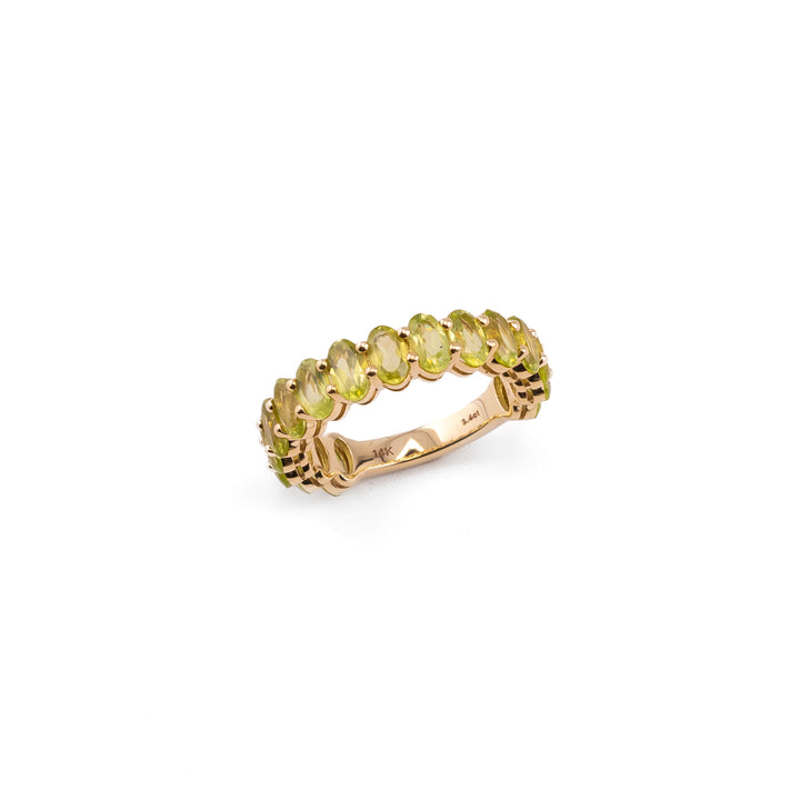 Classic Oval Peridot Ring
