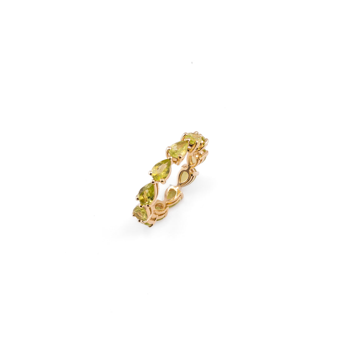 Chasing Pear Peridot Ring