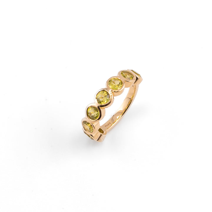 Round Bezel Peridot Ring