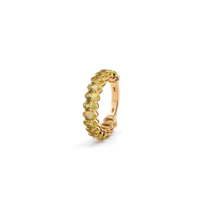 Classic Oval Peridot Ring