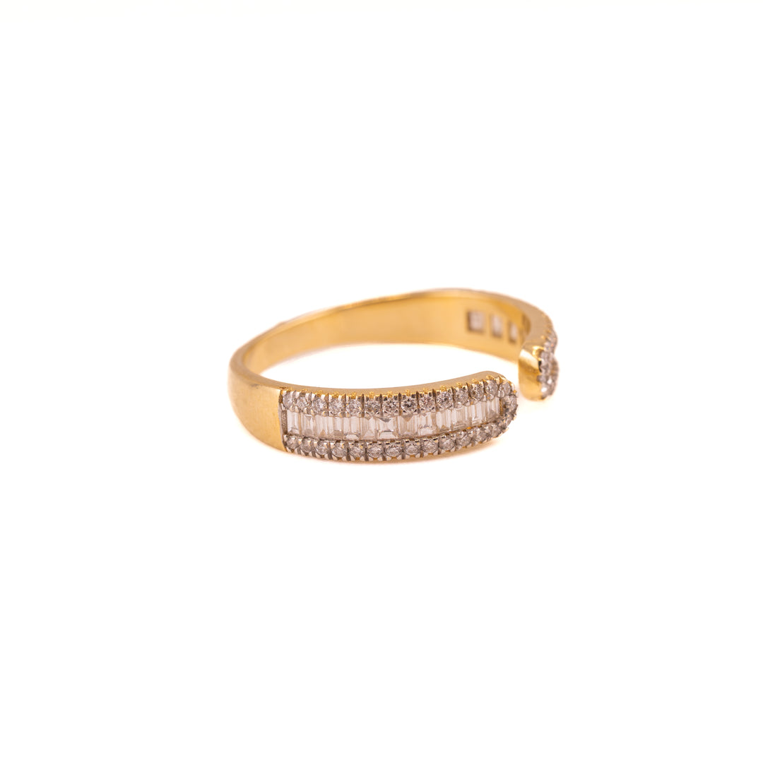 The Diamond Divide Ring