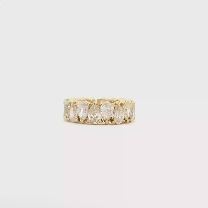 Custom Design: Alternating Diamond Pears